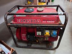 A generator (Honda EB 1900) COLLECT ONLY