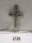 An early 20th century mother of pearl crucifix, 12.5 x 7 cm.