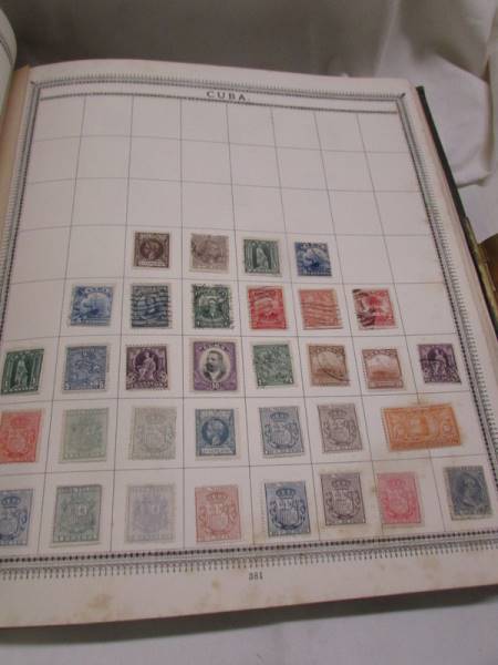 A very good Victorian stamp album of Victorian and early 20th century stamps including GB penny - Bild 43 aus 50