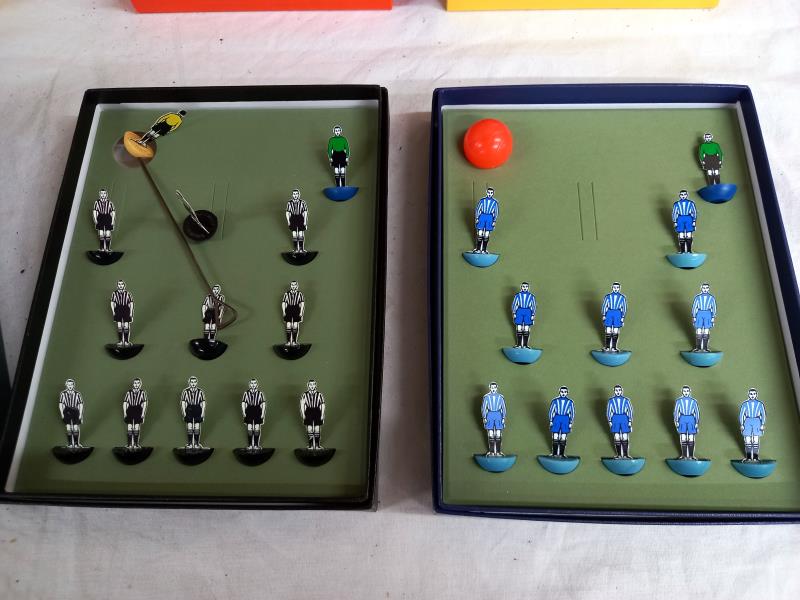 3 Subbuteo celluloid/card teams in modern holder boxes - Image 2 of 2