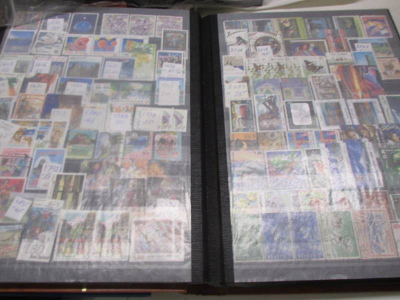 Six albums of South American and Cuba stamps including rare examples. - Image 5 of 15