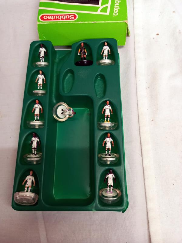 A mixed set of 12 Subbuteo (table soccer) teams including special paintings, including Everton, - Image 4 of 11