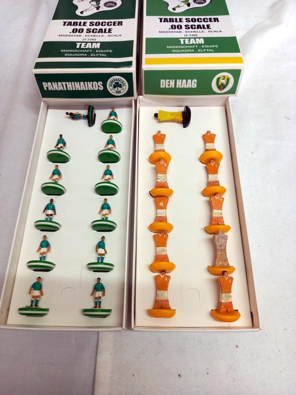 7 boxed table soccer teams (Subbuteo) including Real Betis, Den Haag, Hibernian etc - Image 4 of 5