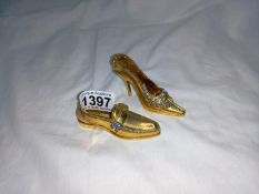 2 heavy gilded and jewelled shoe paperweights made for the Palace Royal. 9cm long