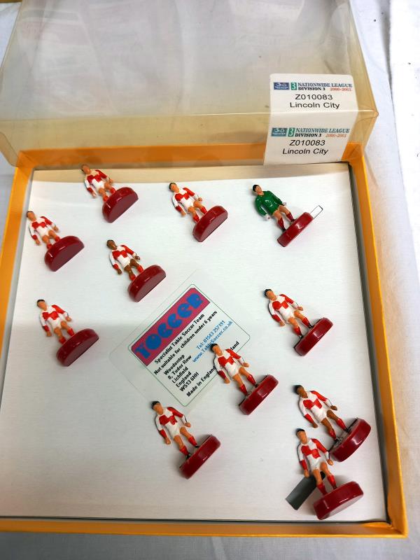 A mixed set of 12 Subbuteo (table soccer) teams including special paintings, including Everton, - Image 10 of 11