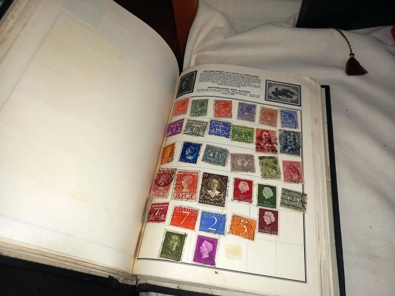 5 old stamp albums with stamps - Image 16 of 16