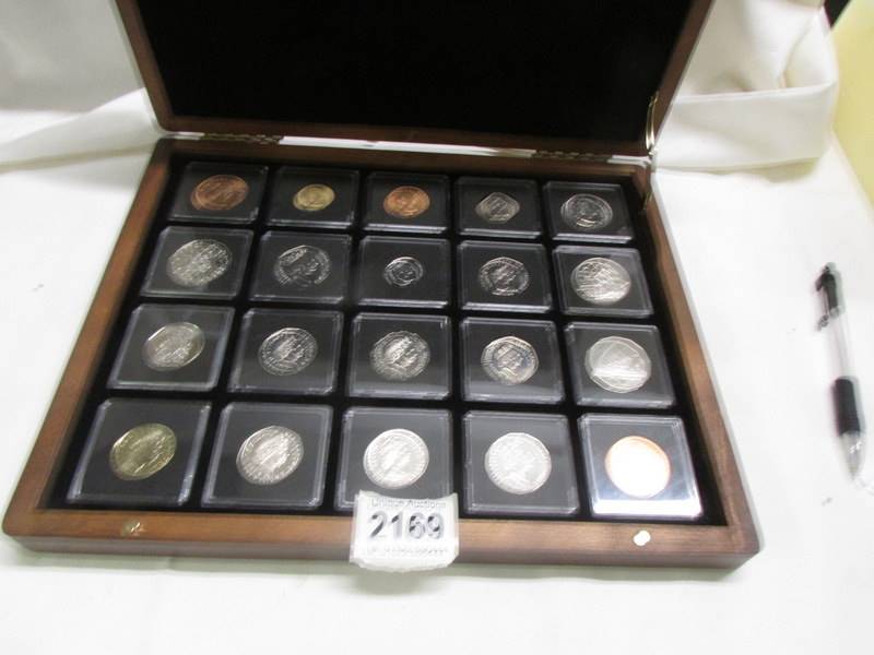 A cased collection of uncirculates/proof Elizabeth II commonwealth coins.