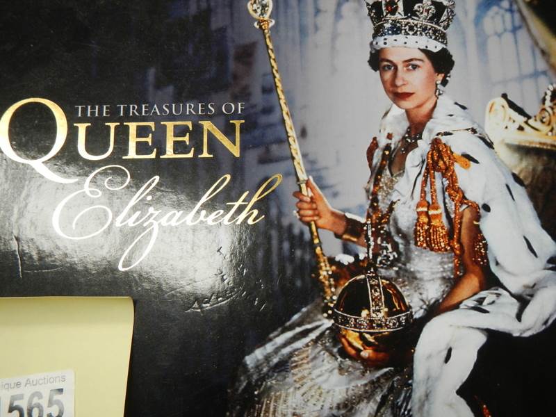 'The Treasures of Queen Elizabeth by Tim Ewart with rare removable documents and 'The Royal Family - Image 2 of 5