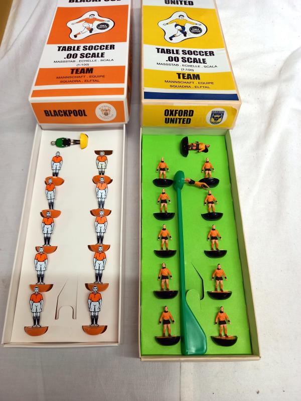 10 boxed table soccer (Subbuteo) teams including Blackpool, Torquay united, Grimsby etc - Image 4 of 6