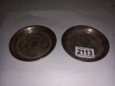 A pair of silver pin dishes, Chester 1916, 90 grams.