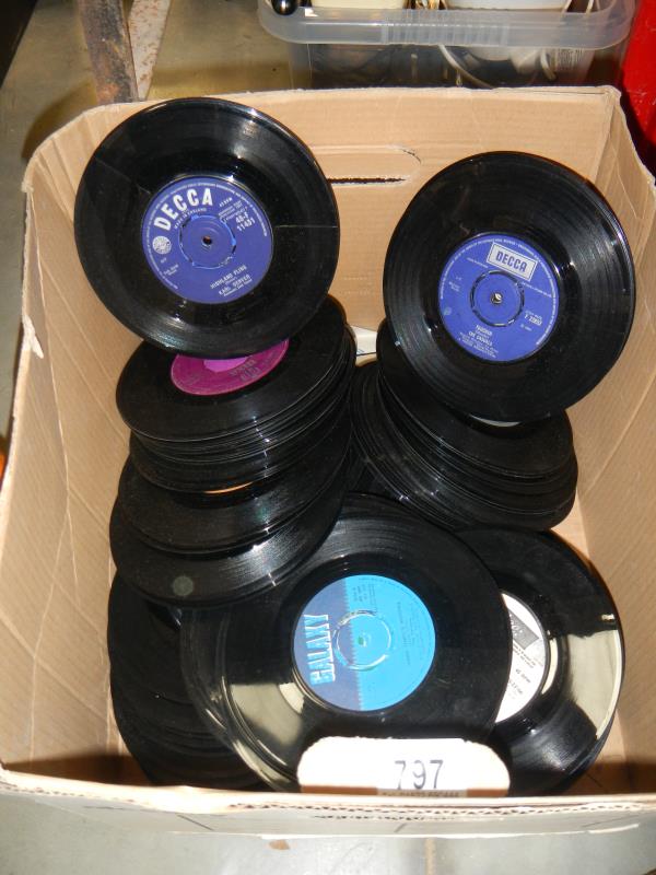 A quantity of 45rpm records - Image 2 of 2