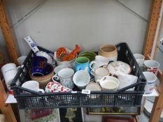 A tray of tea cups etc