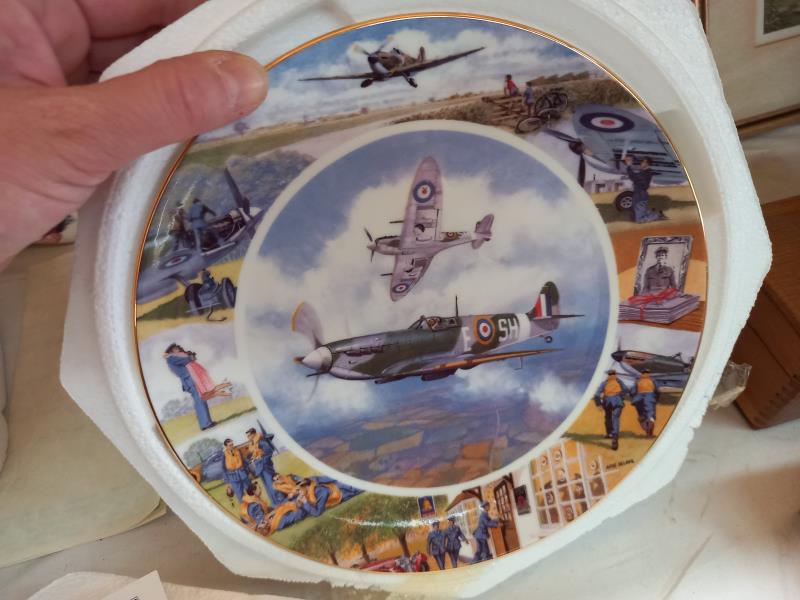 A collection of Royal Doulton aircraft collectors cabinet plates - Image 3 of 10
