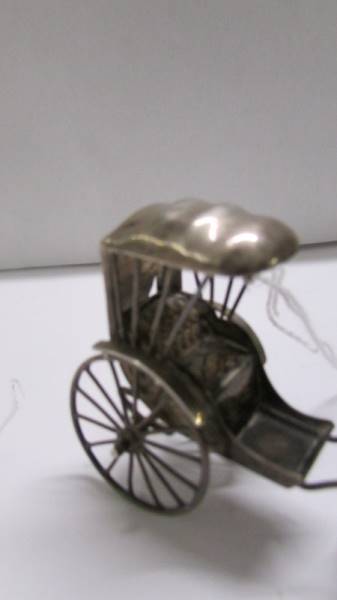 A silver oriental rickshaw. - Image 3 of 3