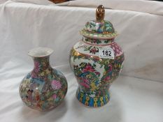 2 Chinese vases. 17cm