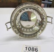 A silver Mappin and Webb dish, 9.5 cm diameter, 52 gram.