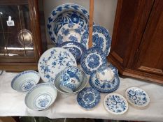 A quantity of good blue & white china