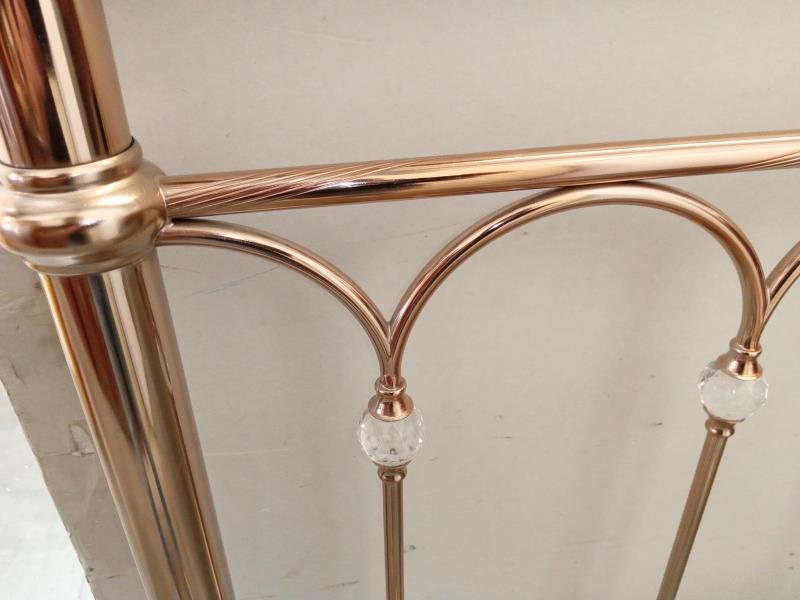 A brass effect double headboard - Image 2 of 3