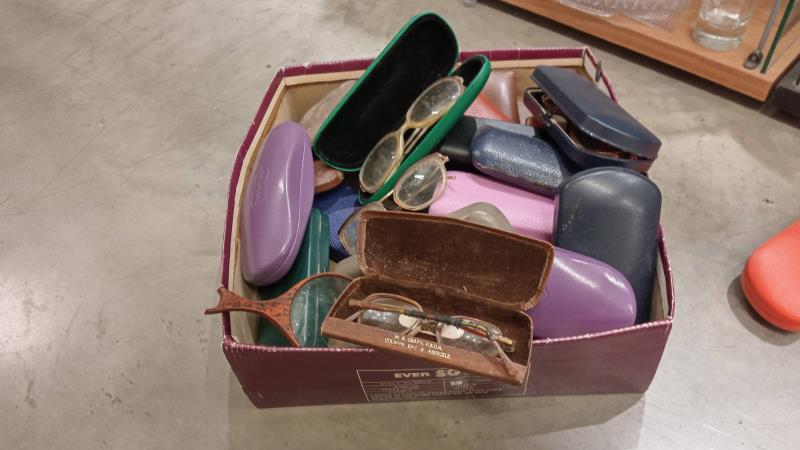 A box of glasses, sun glasses and some vintage plus cases - Image 2 of 2