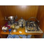 A mixed lot of silver plate, teapot, bowls, jugs etc