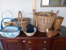 A quantity of wicker ware. Collect Only.