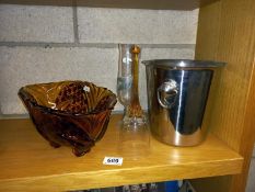 An art deco bowl, ice bucket and glass items