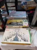 6 boxed model kits including Jaself Grumman E-2cj Hawkeye, Fujimi shirasagi etc