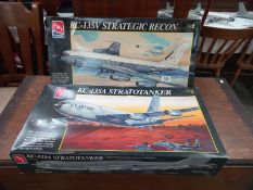 2 ERTL plastic model kits Stratotanker and strategic recon aircraft, scale 1:72 models 8956.