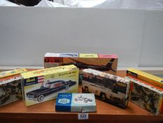 A selection of vintage plastic model kits including Revell continental monogram corvette etc,