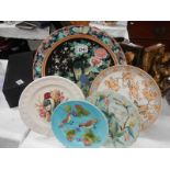 A mixed lot of old plates.