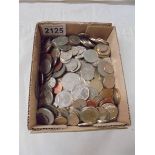 A mixed lot of coins.