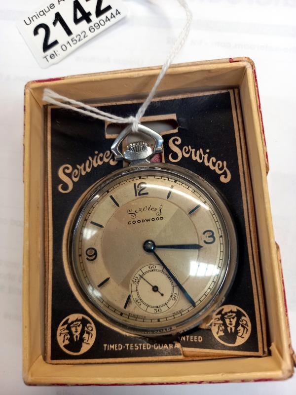 A Service's pocket watch. - Image 2 of 5