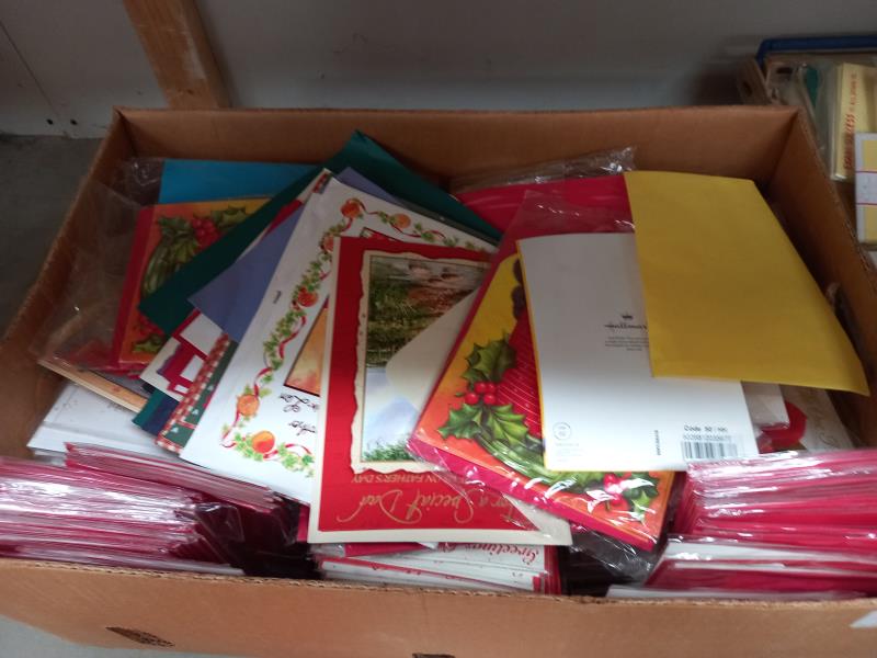 A quantity of mixed Christmas cards & a quantity of mixed greeting cards etc. - Image 3 of 5