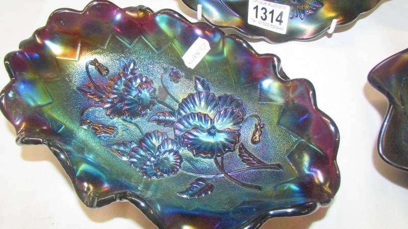 Three purple carnival glass dishes. - Image 3 of 4