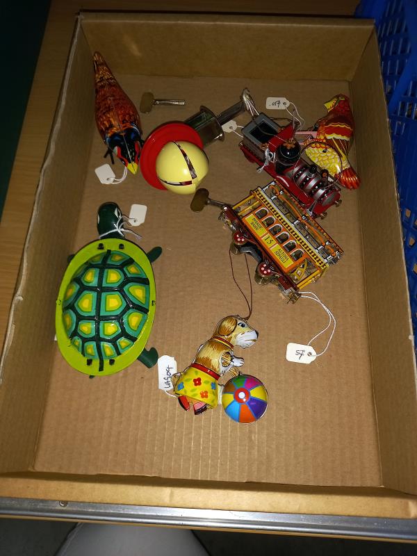 A good selection of Chinese tin plate clockwork toys including Christmas tree decorations - Image 2 of 2