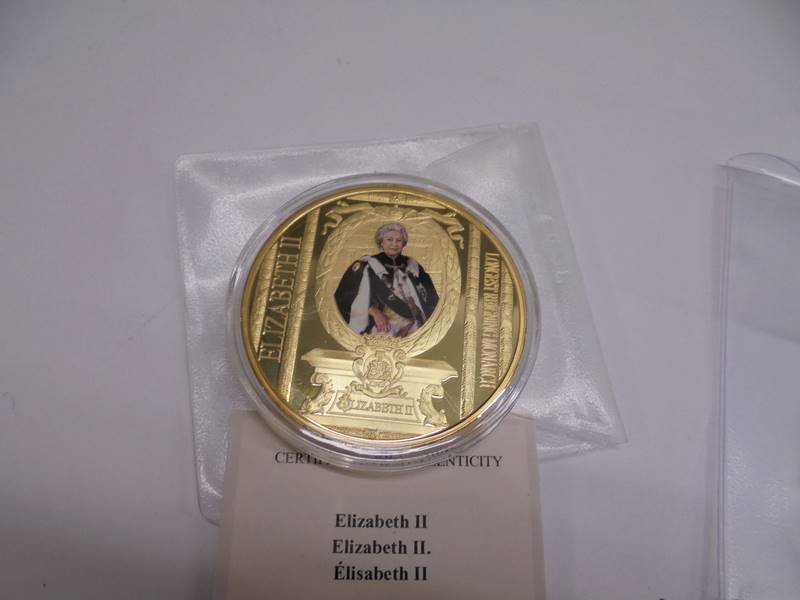 Seven Queen Elizabeth II commemorative coins. - Image 2 of 8