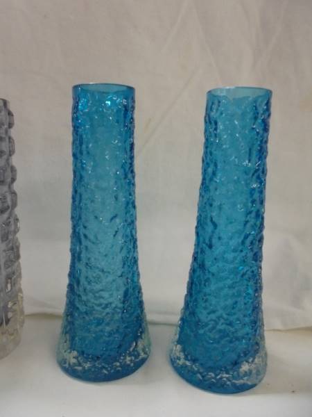 Six Whitefriars style glass vases. - Image 2 of 5