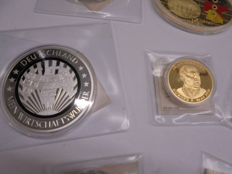 A mixed lot of mainly German commemorative coins. - Image 4 of 8