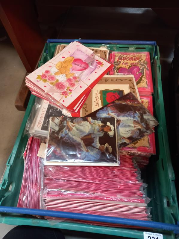 A case of mixed loose Valentines day cards & case of mixed loose Christmas cards COLLECT ONLY - Image 2 of 3