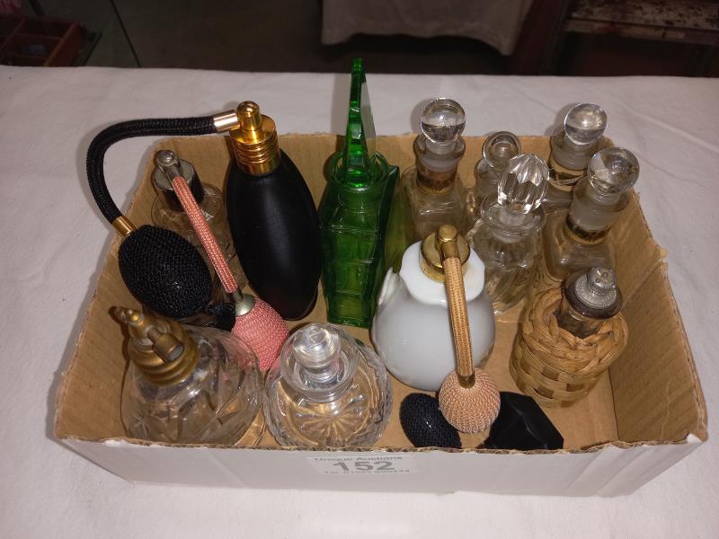 A mixed lot of perfume and other bottles - Image 2 of 2