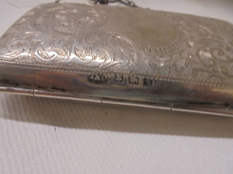 Two Victorian silver purses and a silver hip flask. - Image 3 of 5