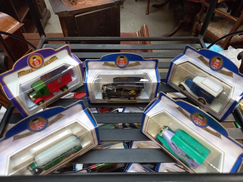 30 boxed Oxford die cast models - Image 2 of 4