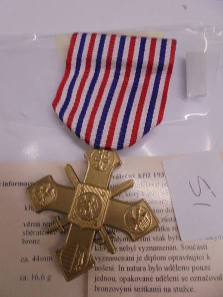 Nine replica German and USA badges and medals. - Image 8 of 9