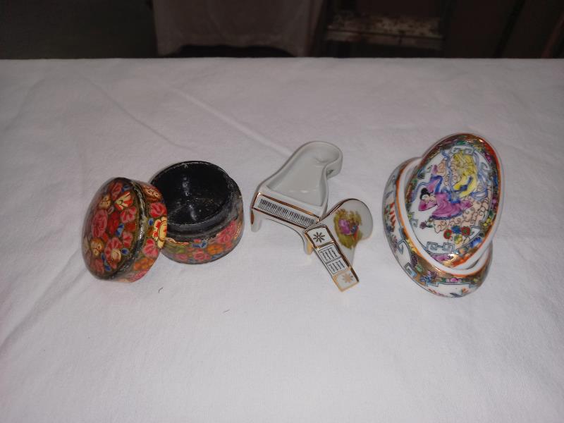 A mixed lot of trinket boxes - Image 4 of 4