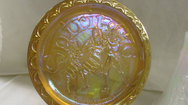 14 pieces of carnival and other glass including rare pieces. - Image 2 of 8