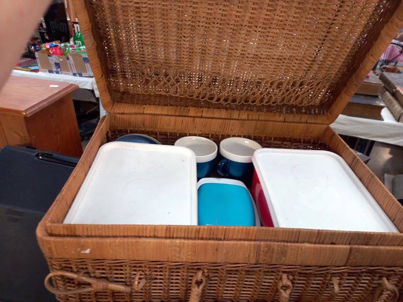 A vintage wicker picnic hamper & contents, bags & basket etc. COLLECT ONLY - Image 2 of 4