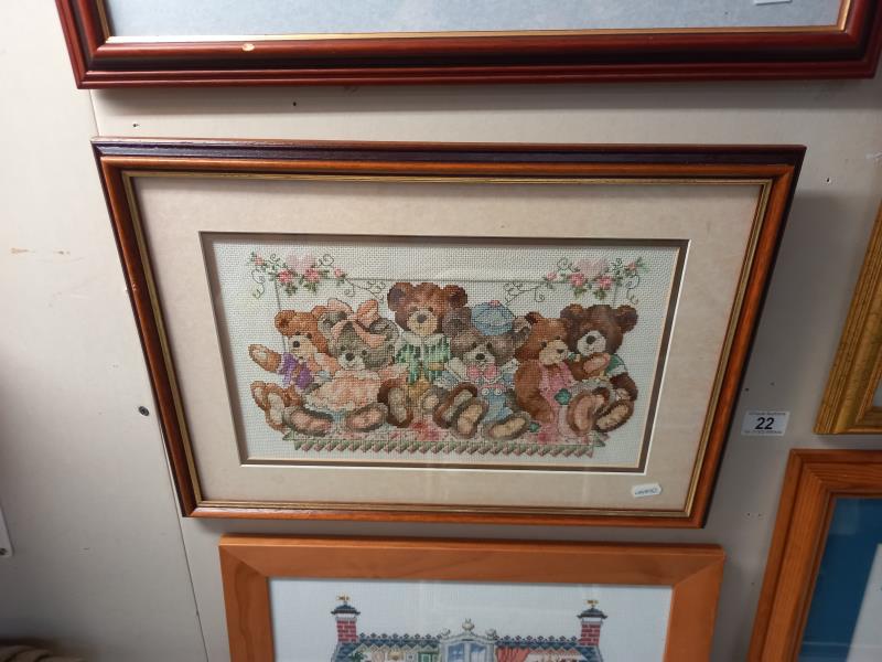 A good selection of framed & glazed needlepoint pictures - Image 3 of 13