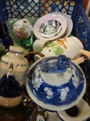 A tray of collectable ceramics.