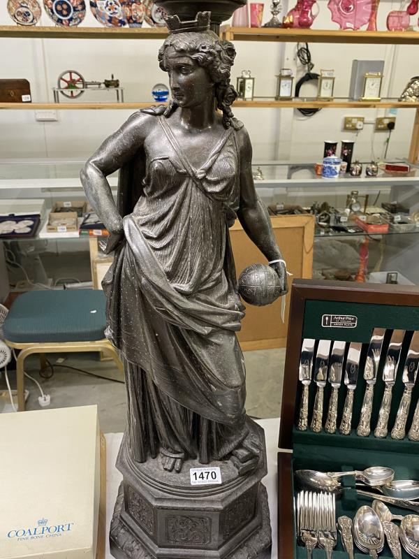 A tall bronze and spelter figure of a Lady with glass shade 100cm tall. (Requires rewiring). - Image 2 of 2