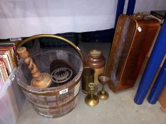 A good lot of metalware/ brassware items including brass banded bucket etc.